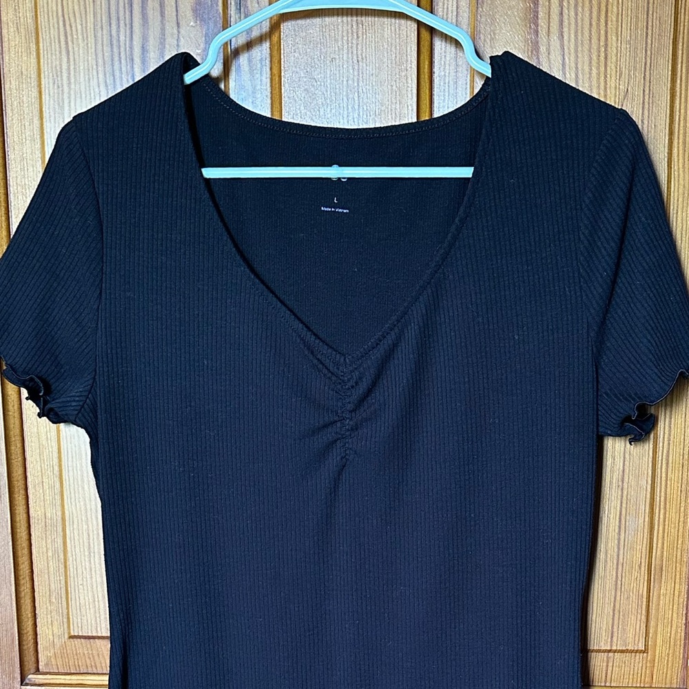 Ribbed Casual Dress - Frilled Edges - Black - Simple - Size L - SO